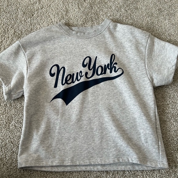 H&M Other - H&M Girls New York Basic Tee